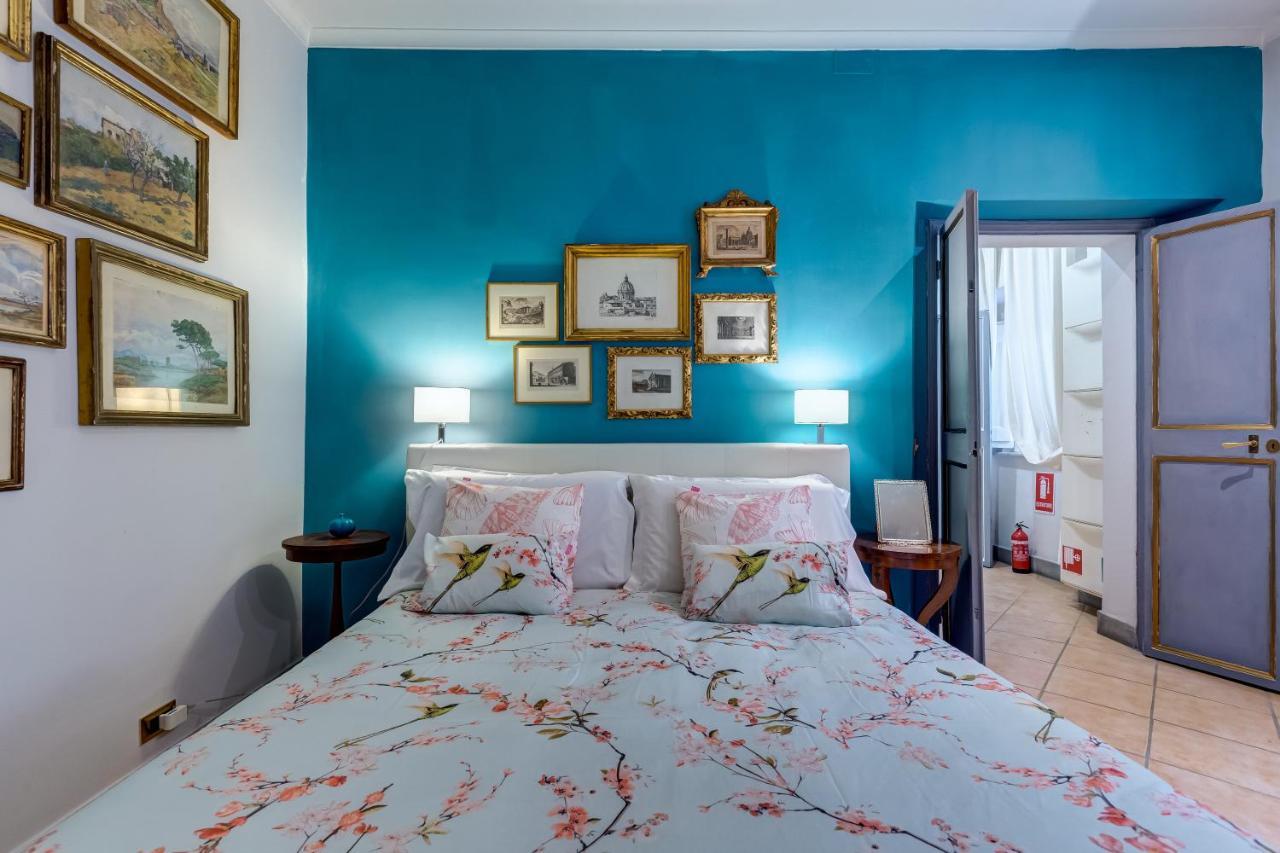 Casa Coronari * Rome