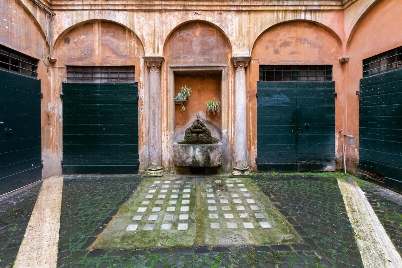 Casa Coronari Rome